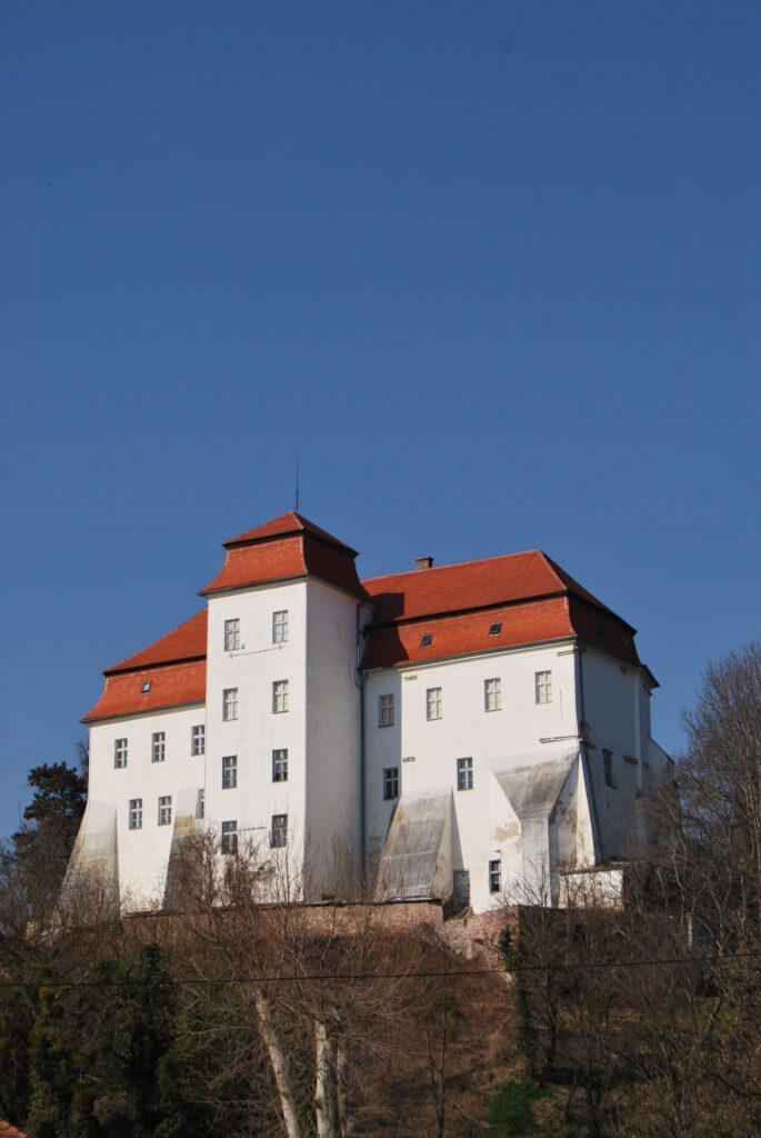 Lendvai-var0