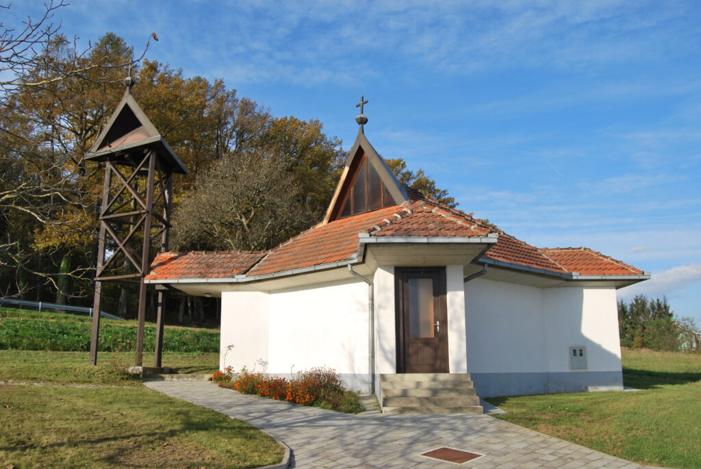 partosfavi-Szent-Jozsef-kapolna