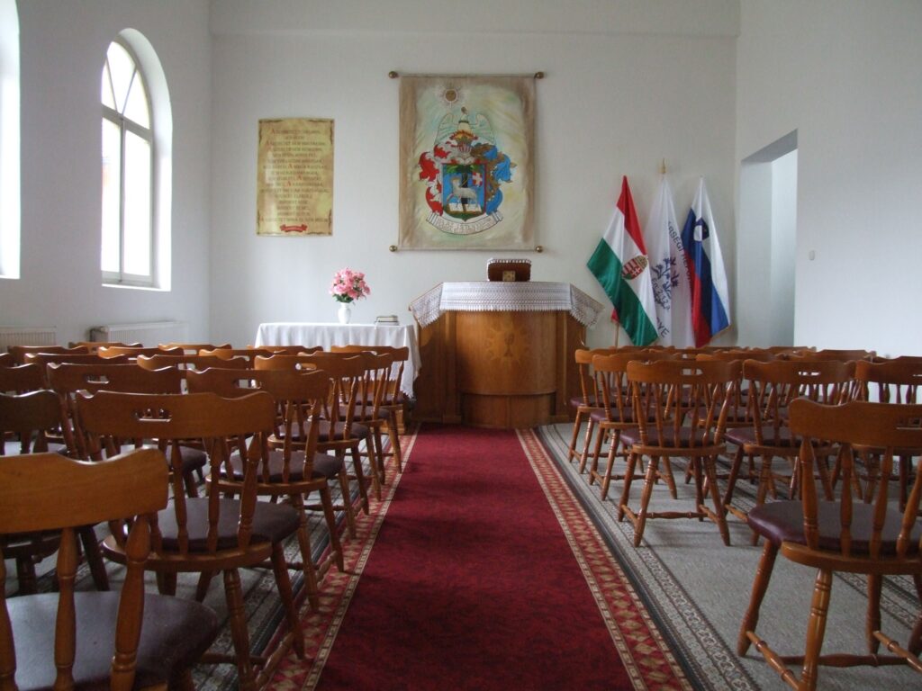 szentlaszloi-templom5